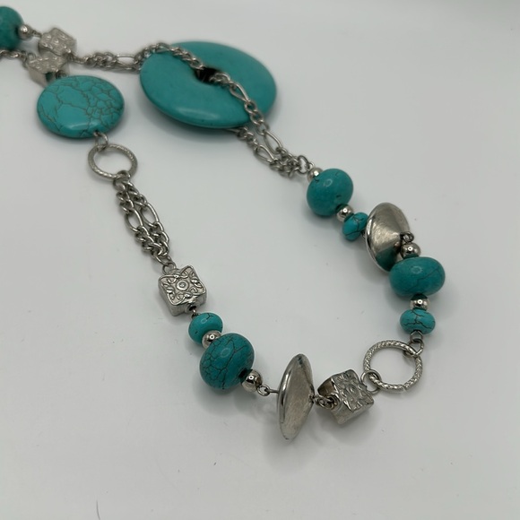 Howlite and silver long necklace - Picture 2 of 5